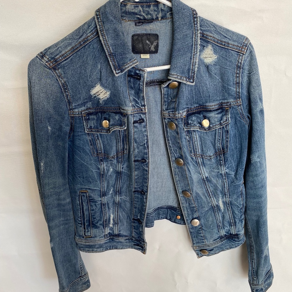 American Eagle "Super Stretch" denim jacket.